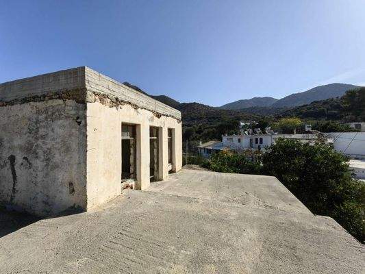 Kreta, Exantis: Unvollendetes, teilweise renoviertes Haus zum Verkauf in der Nähe von Bali
