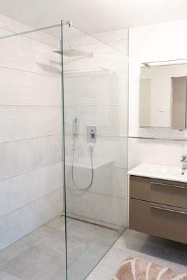 Dusche Gästewohnung I EG