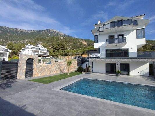 Stylish Detached House with Private Pool in Mugla Fethiye