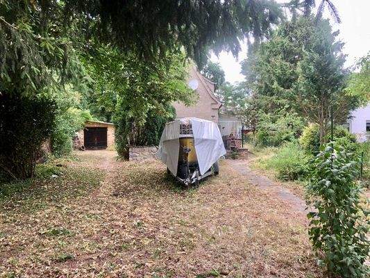 Vorderer Grundstücksbereich 