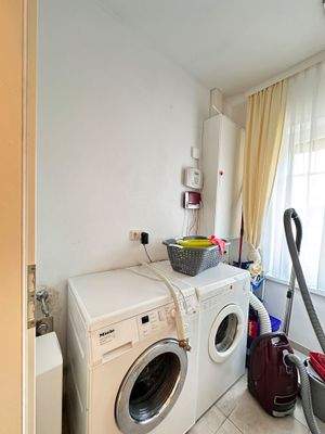 Hauswirtschaftsraum im EG