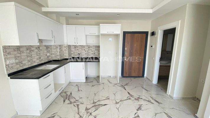 Investment Apartments in an Elite Complex in Alanya Avsallar