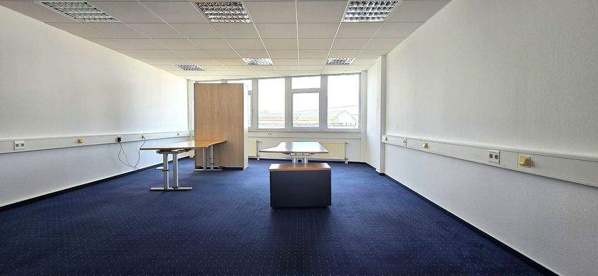 Büro 4.jpg