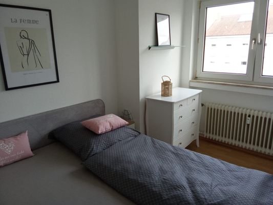 Schlafzimmer.JPG