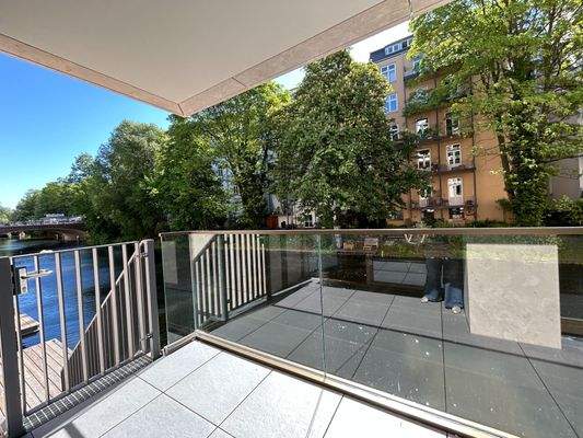 Blick auf den Kanal und Eppendorfer Brücke