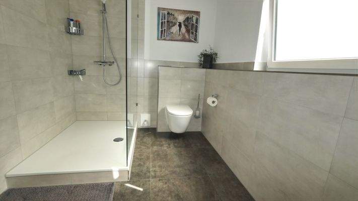 Stilvolles Tagelichtbad