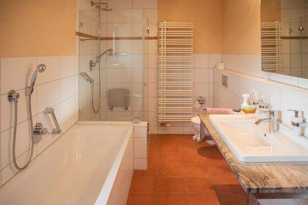 Tageslichtbad Erdgeschoss