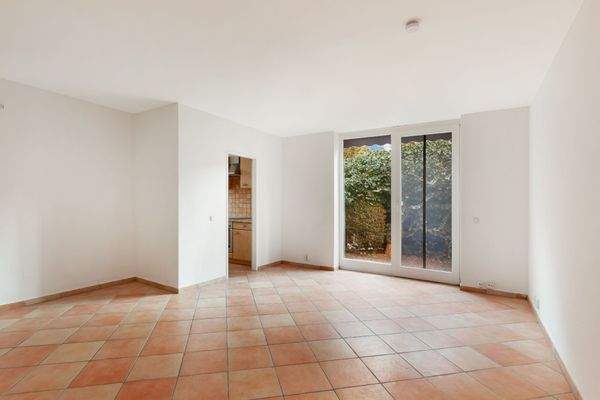 Wohnzimmer mit Terrassenzugang