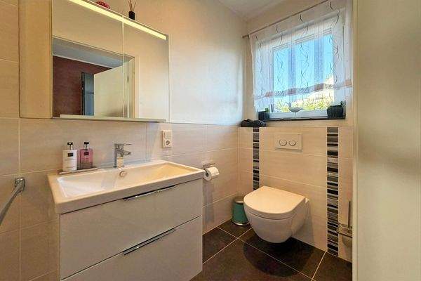 Gäste Bad mit WC und Dusche