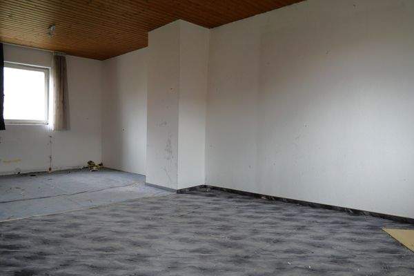 Arbeits-/Schlafzimmer OG