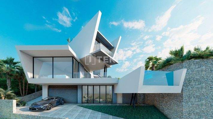 Luxurious 5-Bedroom Villa Near the Beach in Orihuela Costa