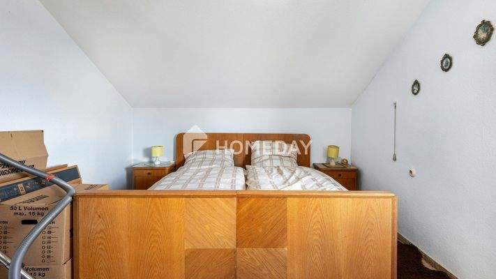 1. OG Schlafzimmer 2