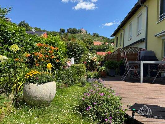 Gartenoase mit Blick auf den Jacobstein