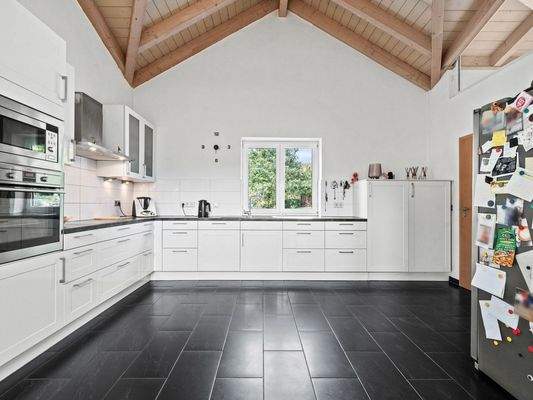 Erdgeschoss - großzügige Küche