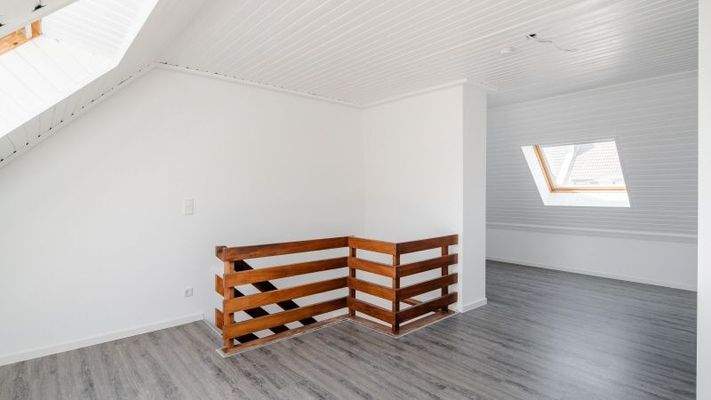 Arbeits- oder Schlafzimmer obere Wohnebene