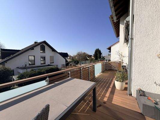 großer Balkon (2021)