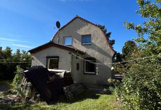 Hausansicht aus dem Garten