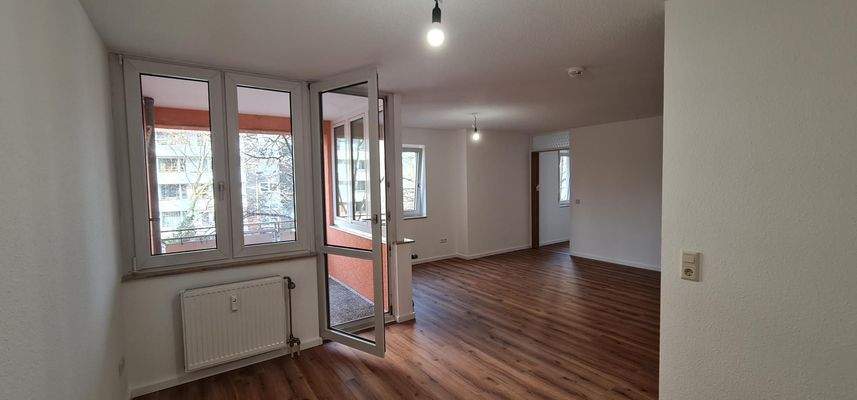 großer Wohnbereich (3).jpg