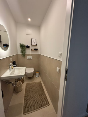 dbfc4d7b-4a01-4648-8c82-04aebcbc9989