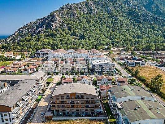 Mountain-View Flats Near the Sea in Konyaaltı Antalya
