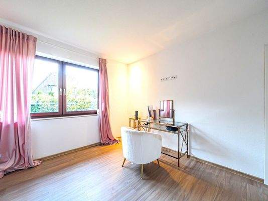 Schlafen/Ankleide EG