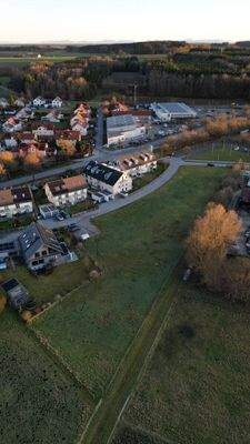 dji_fly_20251204_214020_905_1765293122473_photo