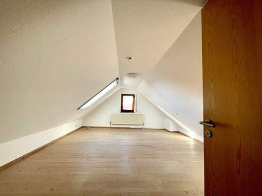 Raum im Spitzboden