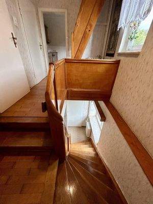 Treppe zum Obergeschoss