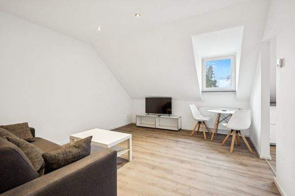 Wohnzimmer, Esszimmer