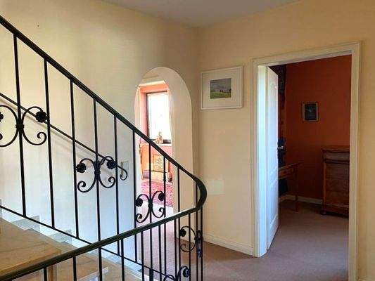 Der lichte Flur ins DG