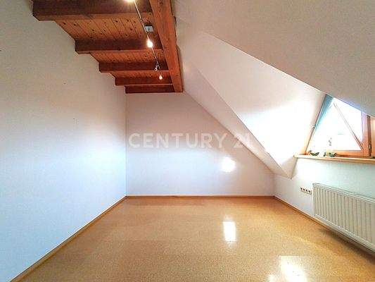 Das 2. Schlafzimmer im Obergeschoss