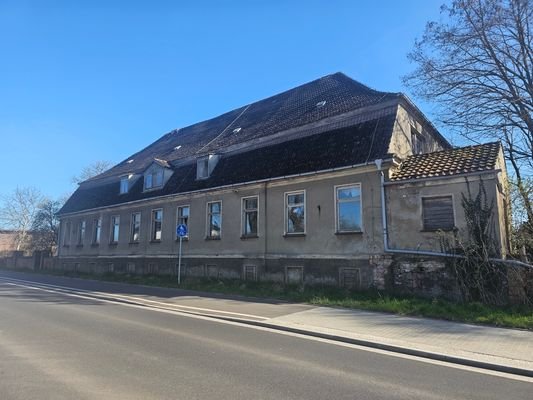 Herrenhaus - Gesamtansicht