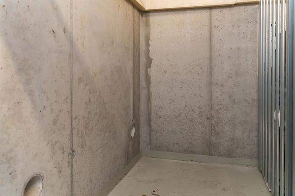 18_großes Kellerabteil