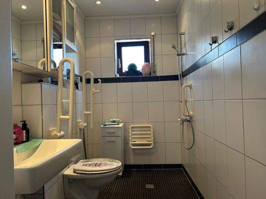 Bad im Erdgeschoss, barrierefrei