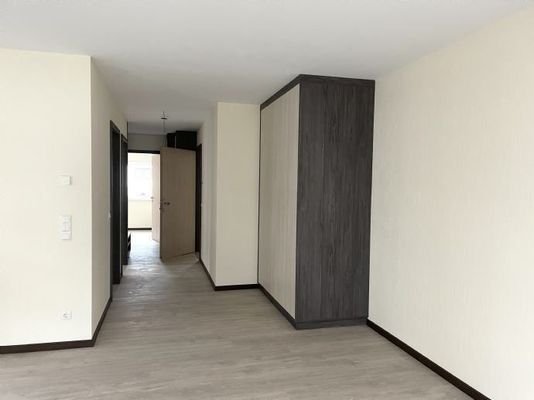 Wohnraum Flurbereich mit Einbauschrank / Abstell