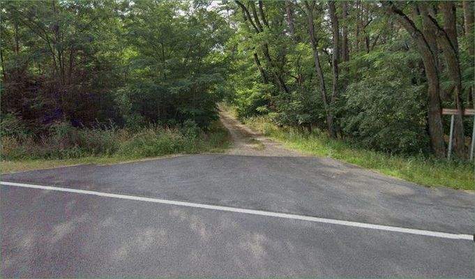 maps mikro Eingang zum Flughafen