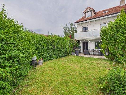 Hausansicht vom Garten