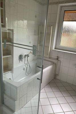 Badezimmer im Erdgeschoss