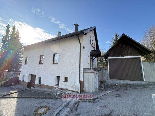 Haus und Garagenanbau