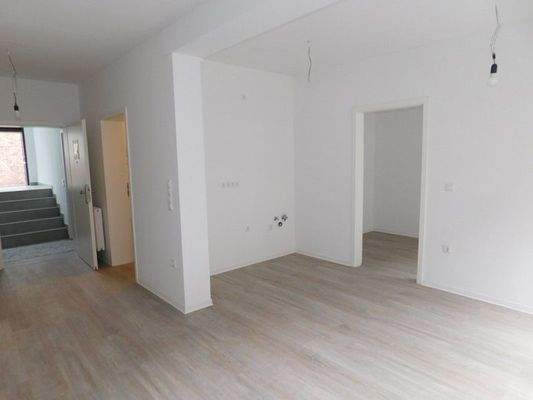 5 Wohnbereich m. offener Küche