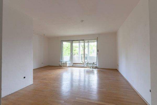 helles Wohn- / Esszimmer
