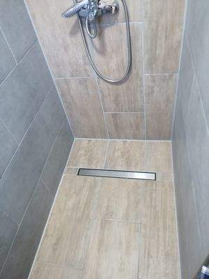 renoviertes Bad einer Wohnung