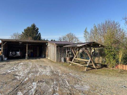 Carport mit Nebenraum