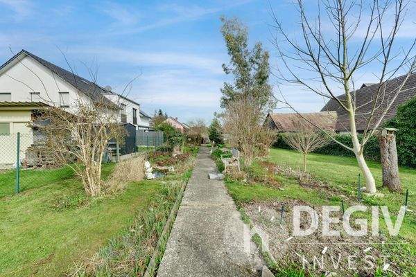 Großzügiges Grundstü