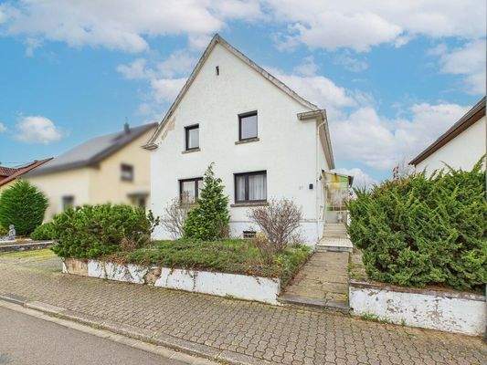 Familienfreundliches Einfamilienhaus in Schwalbach