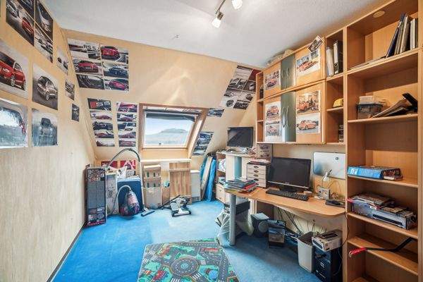 Büro/Kinderzimmer OG