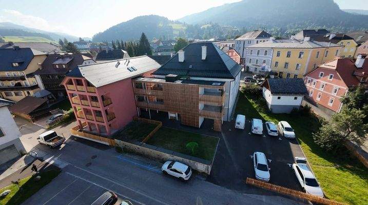 Erschließungstrakt mit Lift