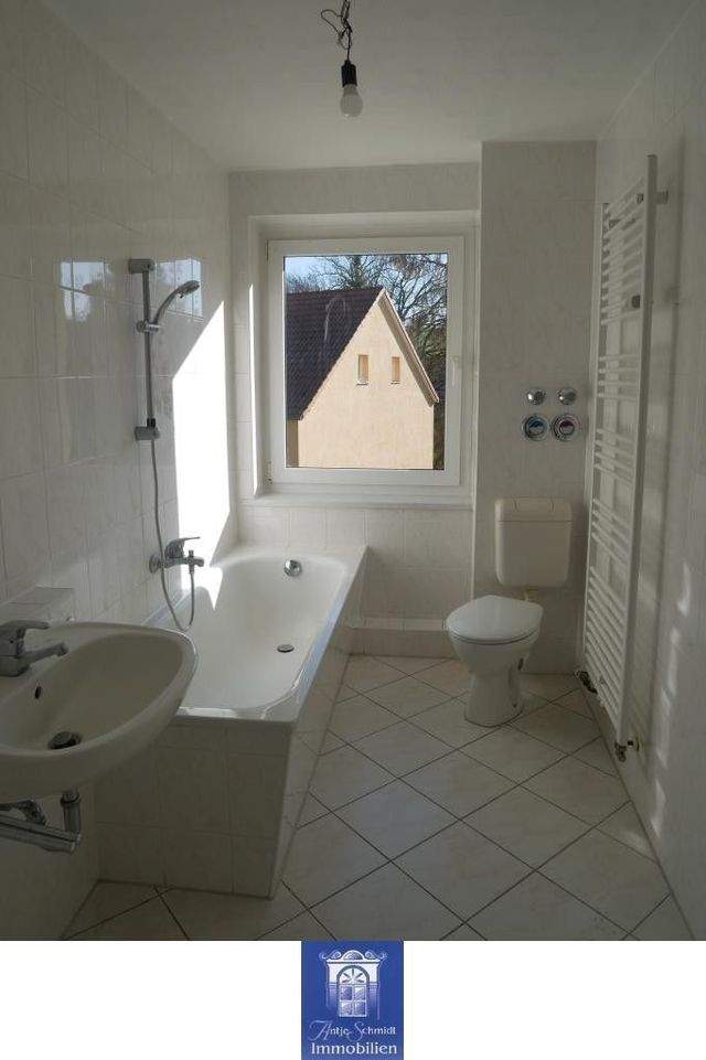 Ihr neuer Lieblingsplatz in ruhiger Umgebung! Tageslichtbad und separate Küche! - Photo 1