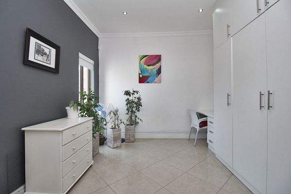 e1aa3028-a767-4239-900a-6a060abed74c