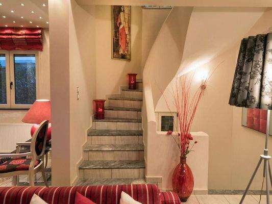 Kreta, Roussospiti: Einzigartige Villa mit separatem Apartment auf großem Grundstück mit Pool zu verkaufen